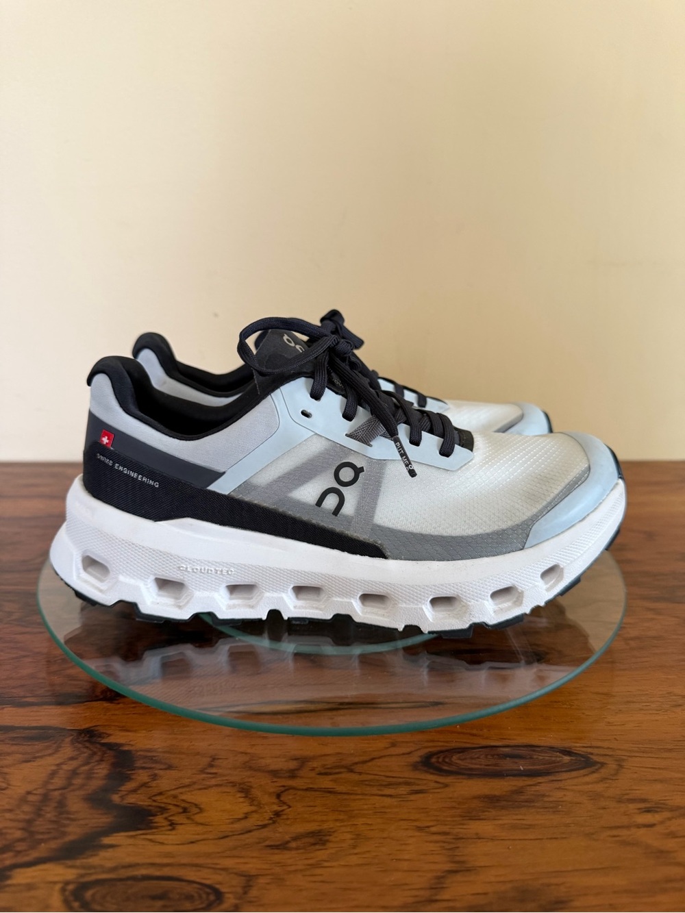 On Running Cloudvista 2 Trail Shoes - Glacier/Eclipse - Women’s Size 7